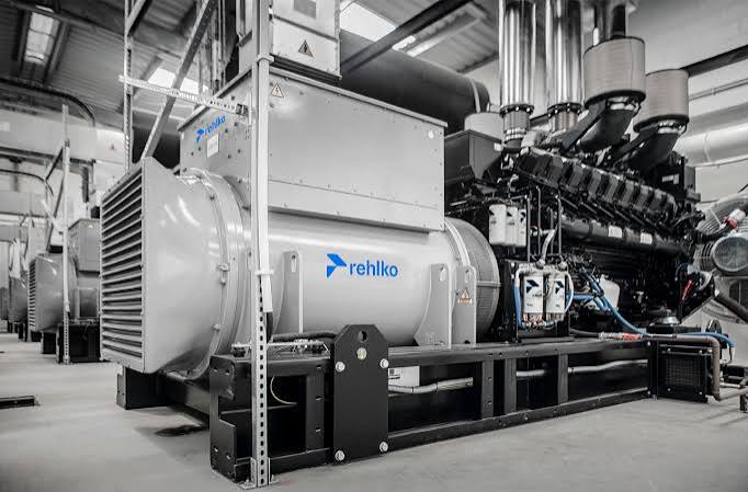 Industrial power generator